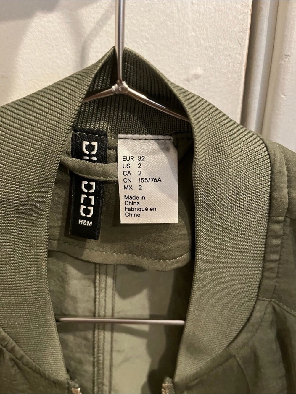 H&M lightweight green jacket - Picture 2 of 6
